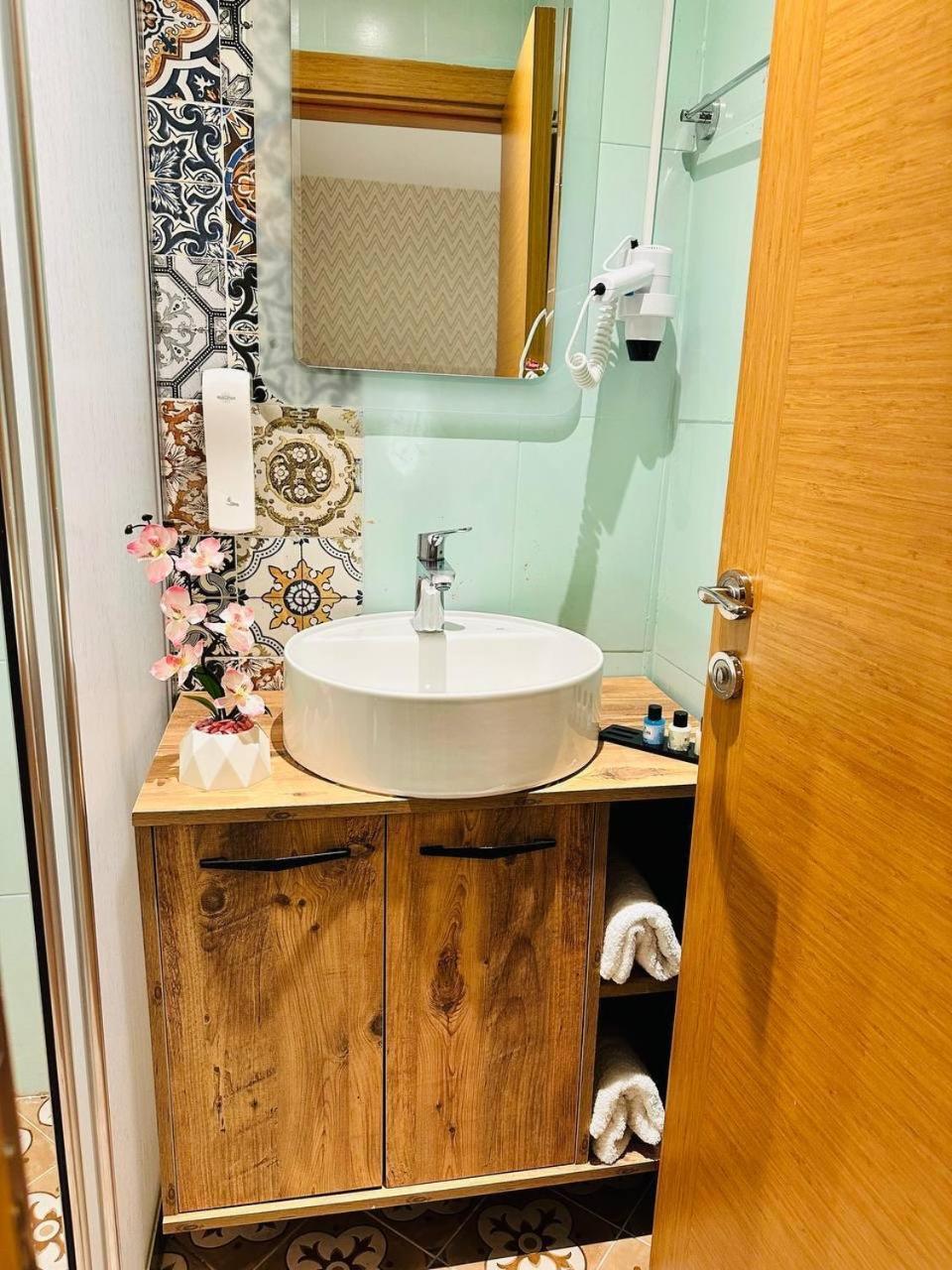 Reexe Istanbul Hotell Exteriör bild
